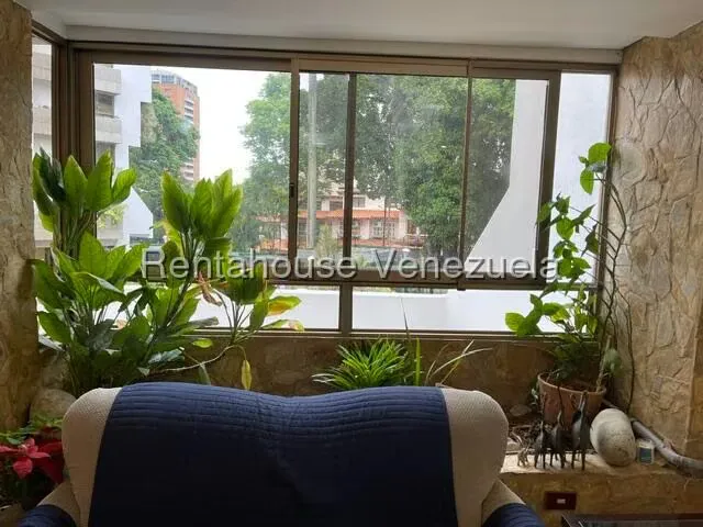 Apartamento (1 Nivel) en Venta en Los Chorros, Distrito Metropolitano - 25