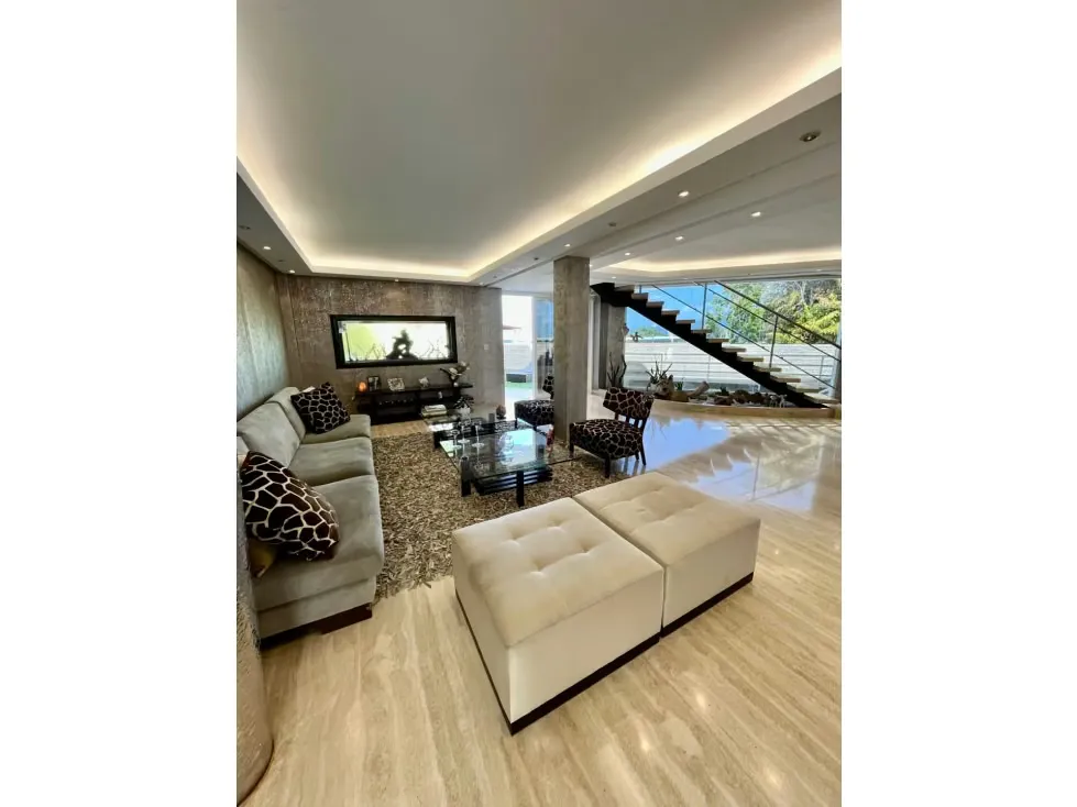 Se Vende Casa 363m2 Los Naranjos 6872 - 4