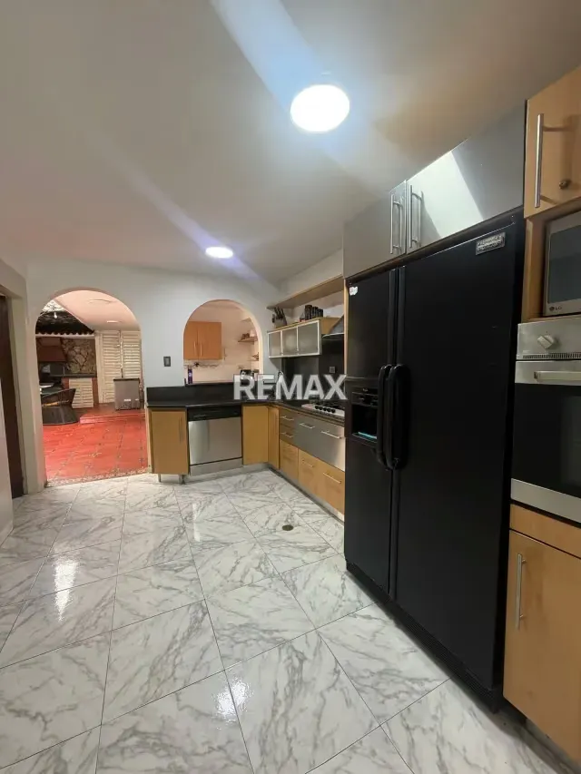 Casa en venta en Urbanizacion Villas del Este plaza - 14