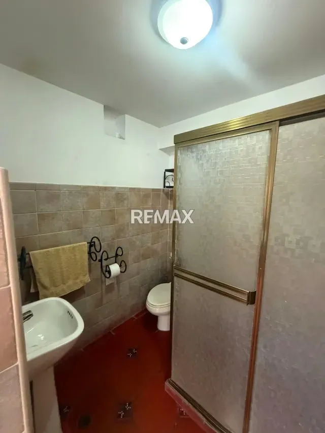 Casa en venta en Urbanizacion Villas del Este plaza - 9