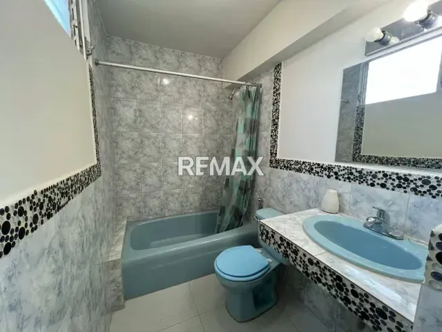 EN VENTA APARTAMENTO EN RESD. VILLAMAR, URB JORGE COLL - ISLA DE MARGARITA - 12