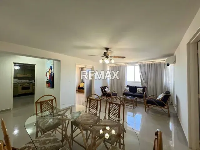 EN VENTA APARTAMENTO EN RESD. VILLAMAR, URB JORGE COLL - ISLA DE MARGARITA - 7