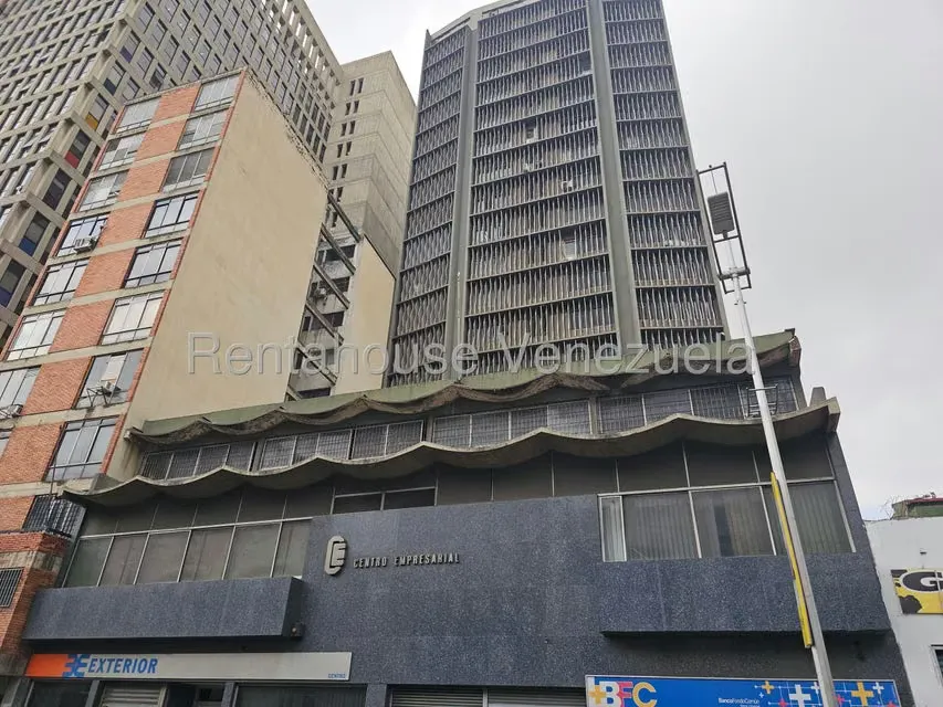 Oficina en Venta en Parroquia Catedral, Distrito Metropolitano - 17