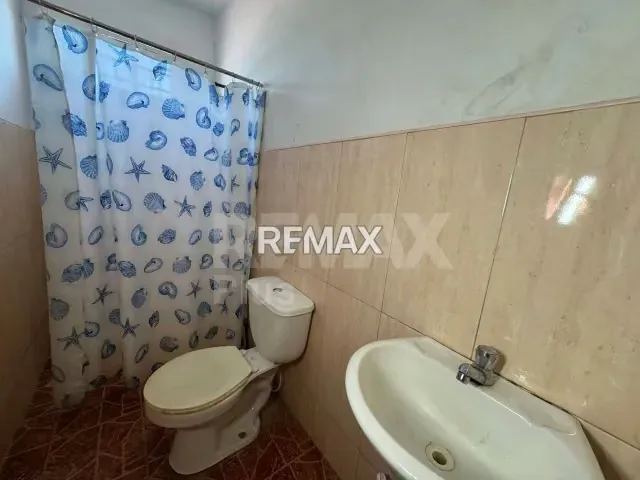 Casa Comercial Multifuncional con Locales Comerciales Sector Las Marías - 12