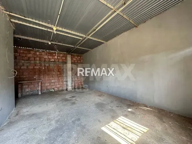Casa Comercial Multifuncional con Locales Comerciales Sector Las Marías - 5