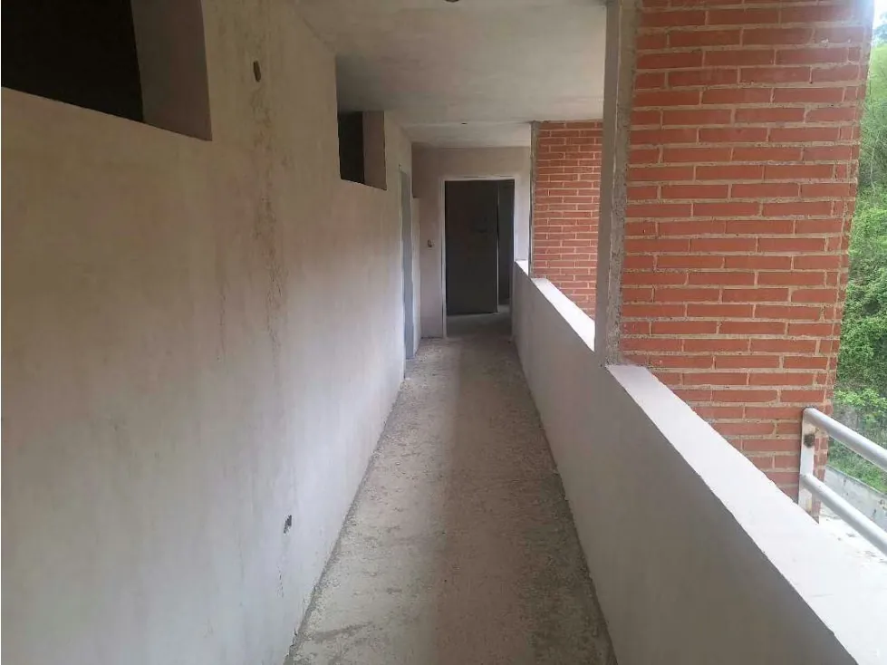 En venta Apto Bosque Los Naranjos. 85 mt 2 habitaciones. 2 baños. - 4