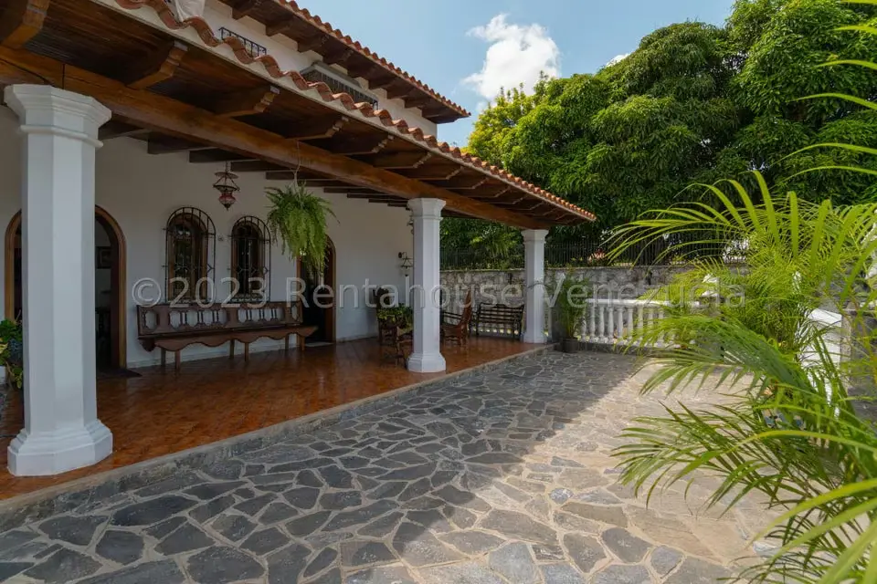 Casa (Duplex) en Venta en Cumbres de Curumo, Distrito Metropolitano - 12
