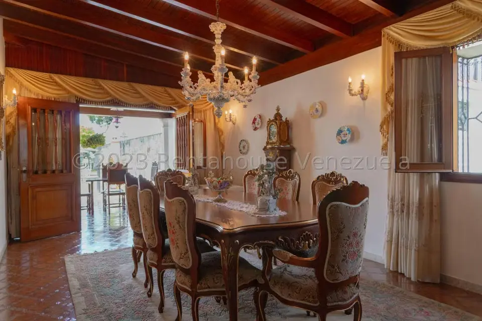 Casa (Duplex) en Venta en Cumbres de Curumo, Distrito Metropolitano - 19