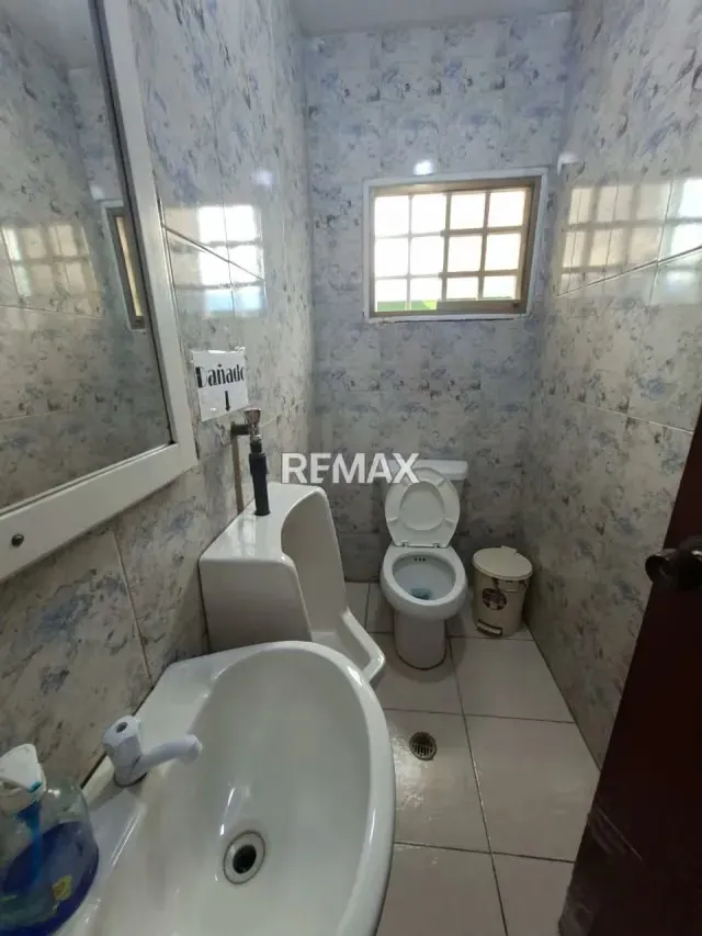 En Venta Edificio ubicado en Guanare, Carrera 11 con esquina Calle 13, Sector La Arenosa, Guanare, Portuguesa, Venezuela - 18