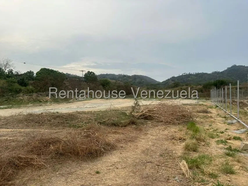 Terreno (Industrial) en Venta en Guatire, Miranda