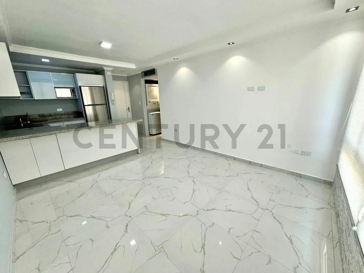 Apartamento en venta en Lecheria CR Entremares - 5