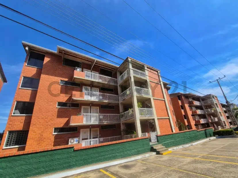 Apartamento amoblado y equipado en el C.R Terrazas del Mar-Via Al Rincón