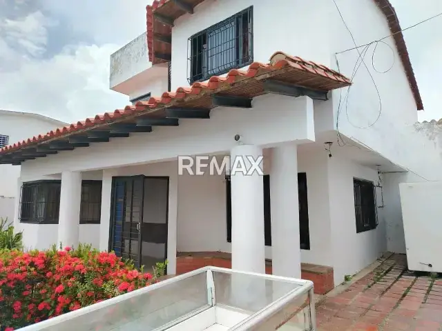 EN VENTA CASA EN URB LA FLORESTA, MATURÍN-MONAGAS