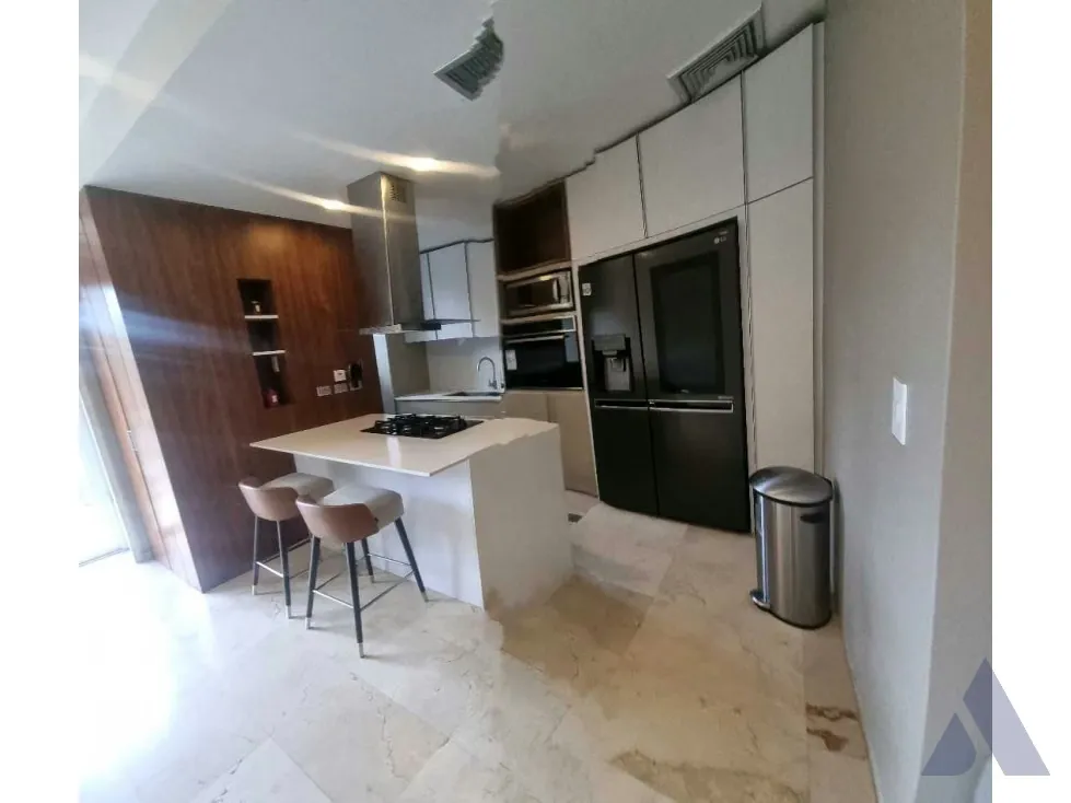 Alquilo apartamento 70m2 La Castellana 0474