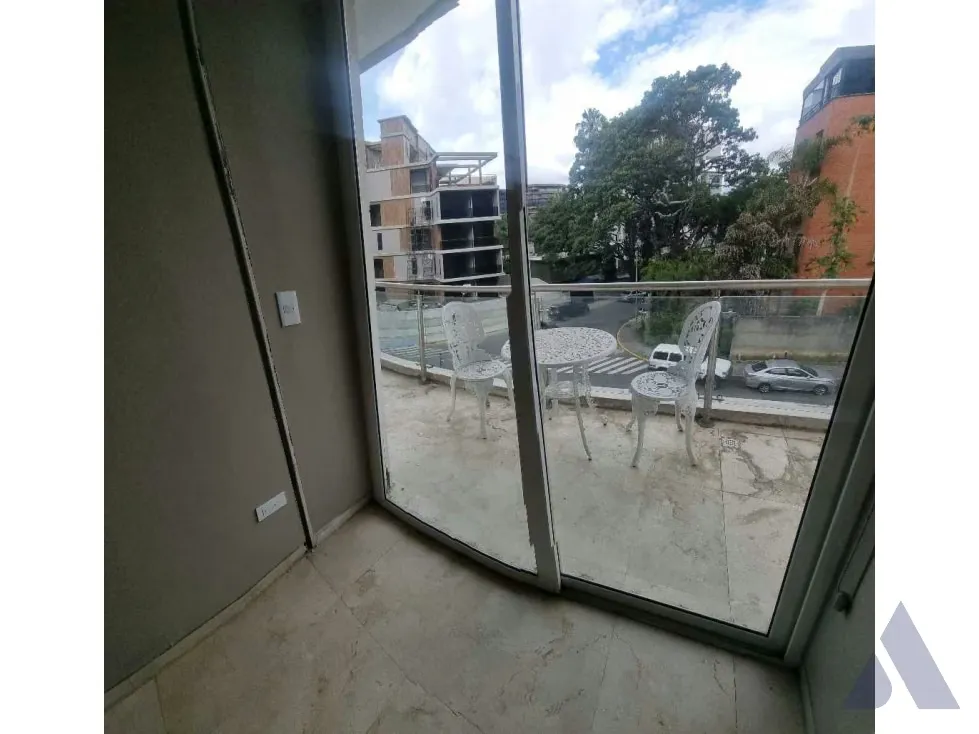 Alquilo apartamento 70m2 La Castellana 0474 - 6
