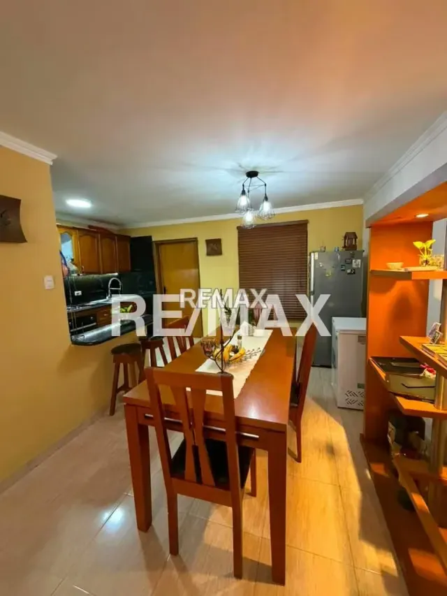 EN VENTA VILLA BOSNIA - 5