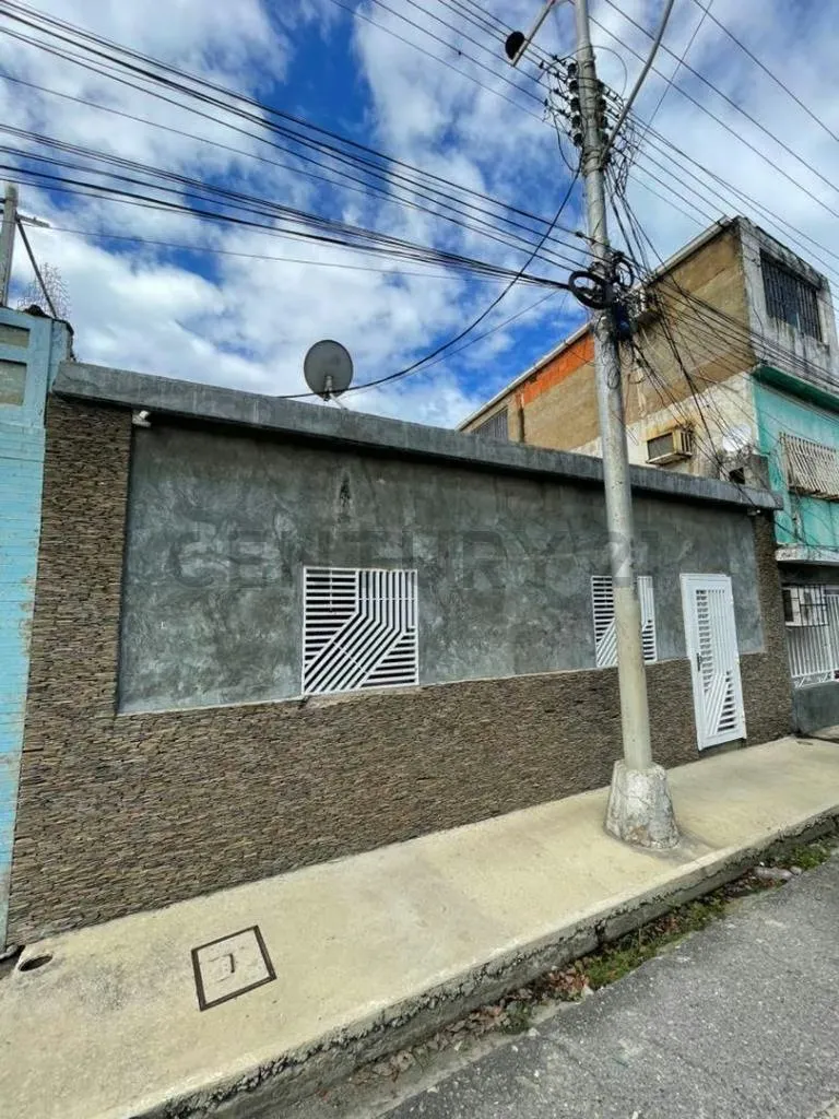 Casa Comercial en El Pensil - Puerto La Cruz