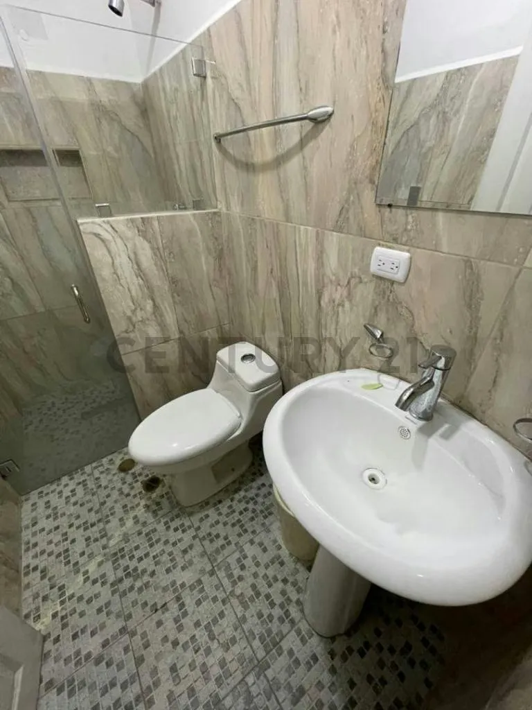 Casa Comercial en El Pensil - Puerto La Cruz - 5