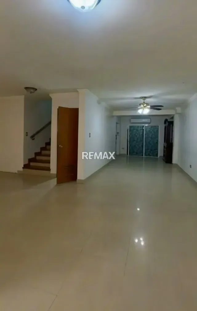 TOWNHOUSE VILLA ALQUILER VALLE FRIO - 3