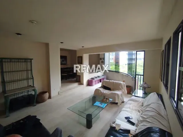 APARTAMENTO EN VENTA - URB. LA FLORIDA - 3