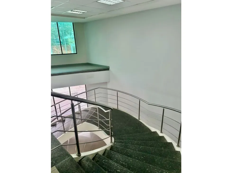 Se vende edificio 1.567m2 12p Los Ruices - 3