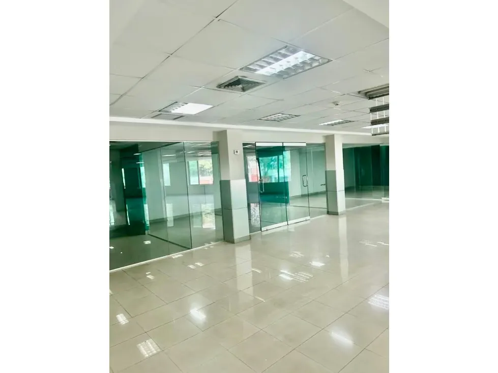 Se vende edificio 1.567m2 12p Los Ruices - 8