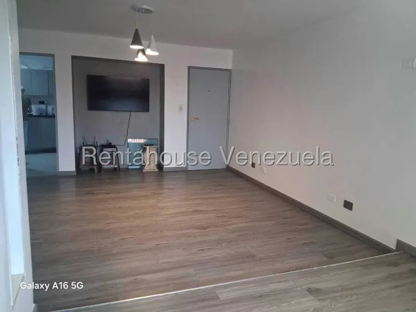Apartamento (Multiples Niveles) en Venta en Del Este, Lara - 4