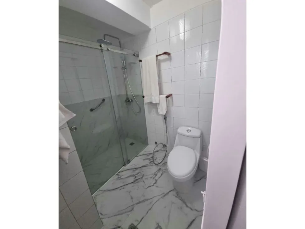 Alquilo apartamento amoblado 175m2 Colinas Valle Arriba 3150 - 20
