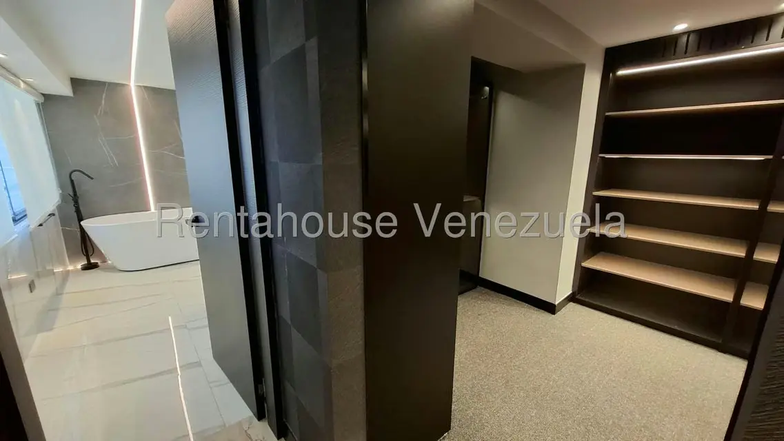 Apartamento (Penthouse) en Venta en El Rosal, Distrito Metropolitano - 35