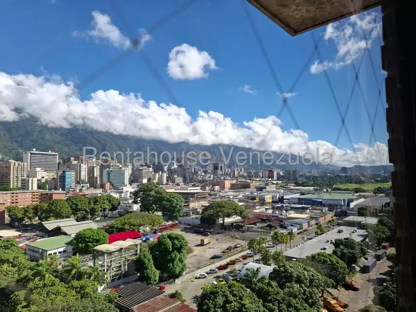 Apartamento (Penthouse) en Venta en El Rosal, Distrito Metropolitano - 41