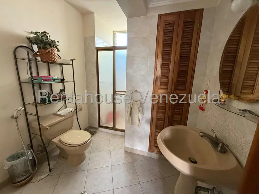 Apartamento (1 Nivel) en Venta en Colinas de Bello Monte, Distrito Metropolitano - 14