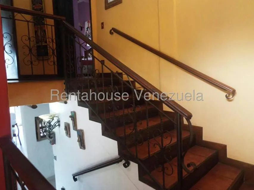 Casa (Multipes Niveles) en Venta en Loma Larga, Distrito Metropolitano - 11