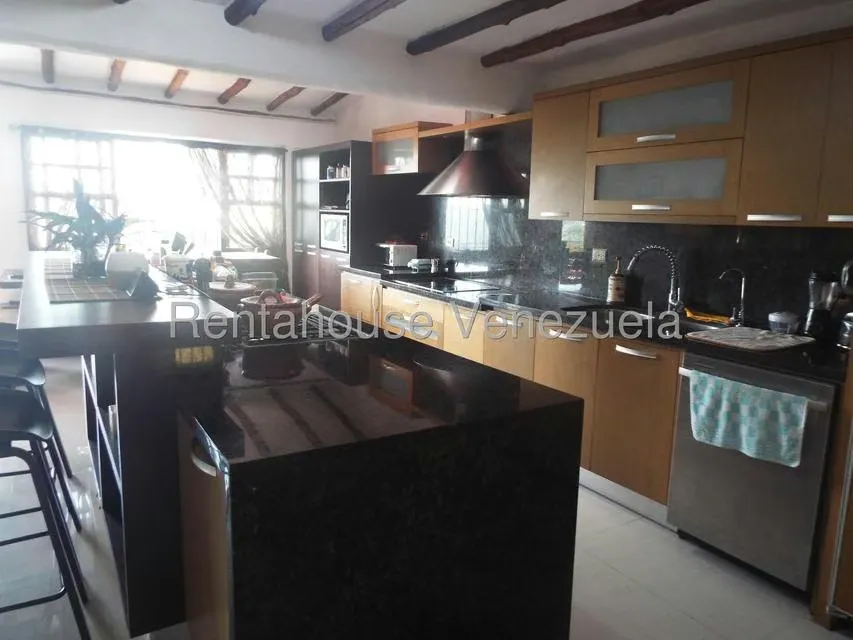Casa (Multipes Niveles) en Venta en Loma Larga, Distrito Metropolitano - 23