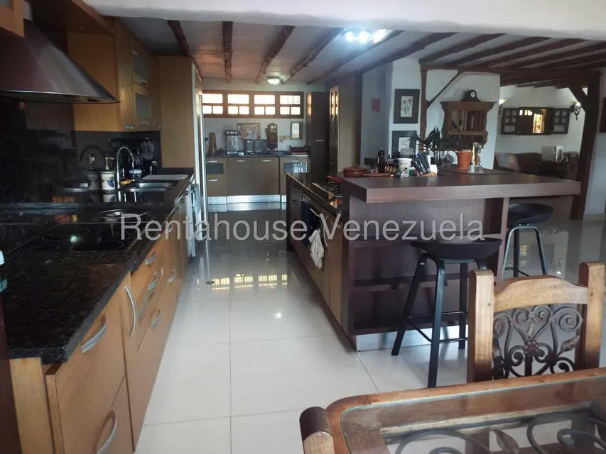 Casa (Multipes Niveles) en Venta en Loma Larga, Distrito Metropolitano - 24