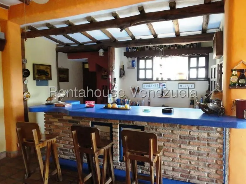 Casa (Multipes Niveles) en Venta en Loma Larga, Distrito Metropolitano - 27