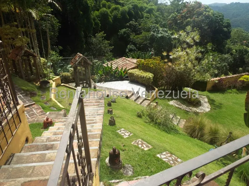 Casa (Multipes Niveles) en Venta en Loma Larga, Distrito Metropolitano - 37