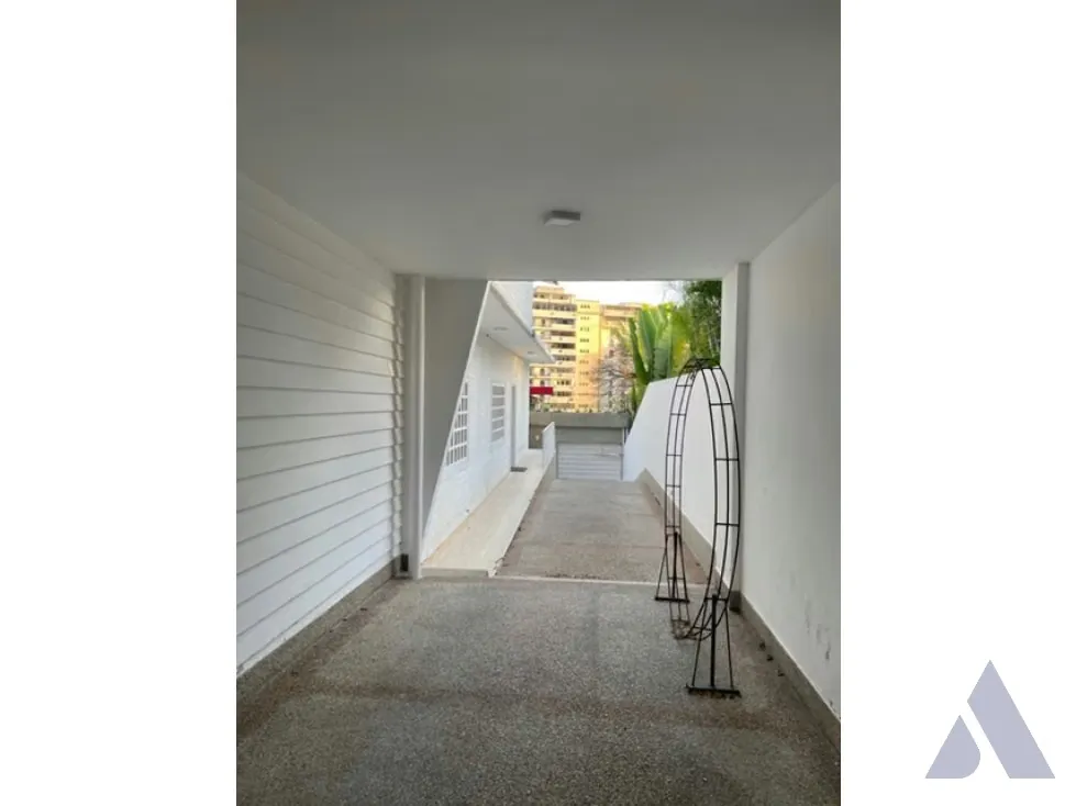 Se vende casa 565m2 Sebucán 3596 - 2