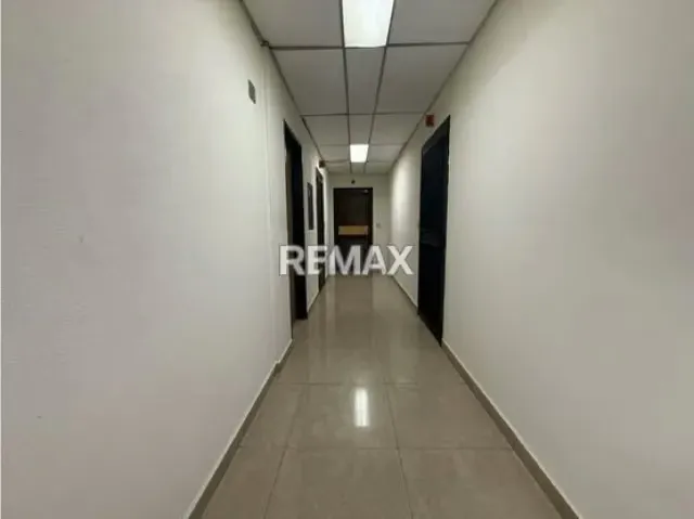 OFICINA EN ALQUILER CHACAO (SERVICIOS INCLUIDOS) - 16