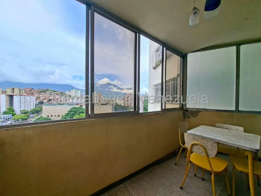 Apartamento (1 Nivel) en Venta en El Valle, Distrito Metropolitano - 11