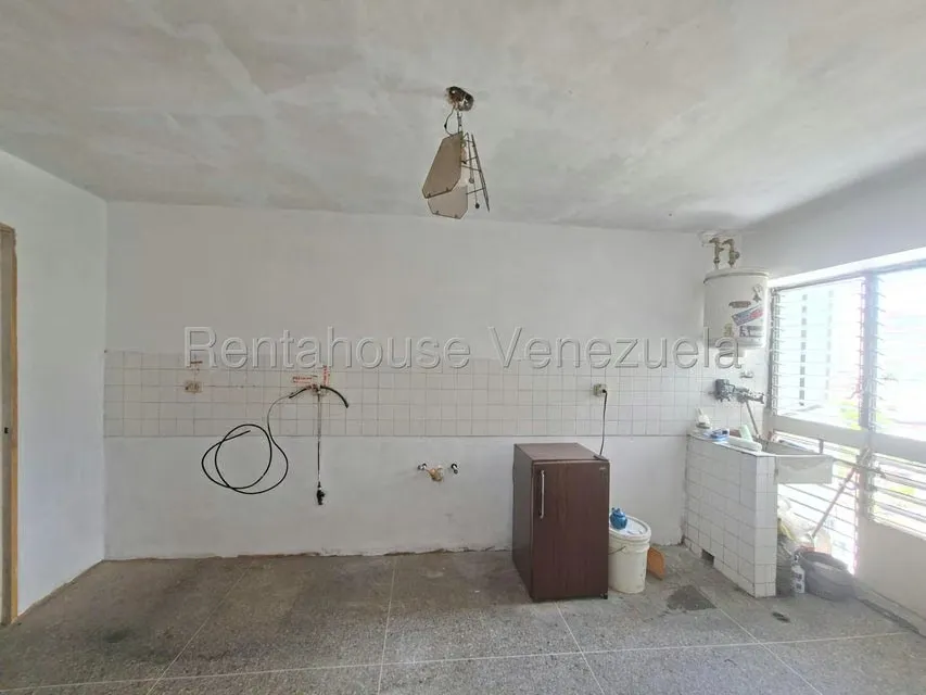 Apartamento (1 Nivel) en Venta en El Valle, Distrito Metropolitano - 23