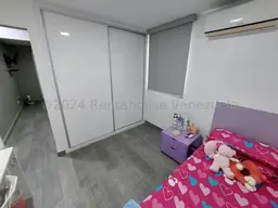 View 25