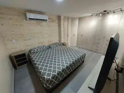 View 32