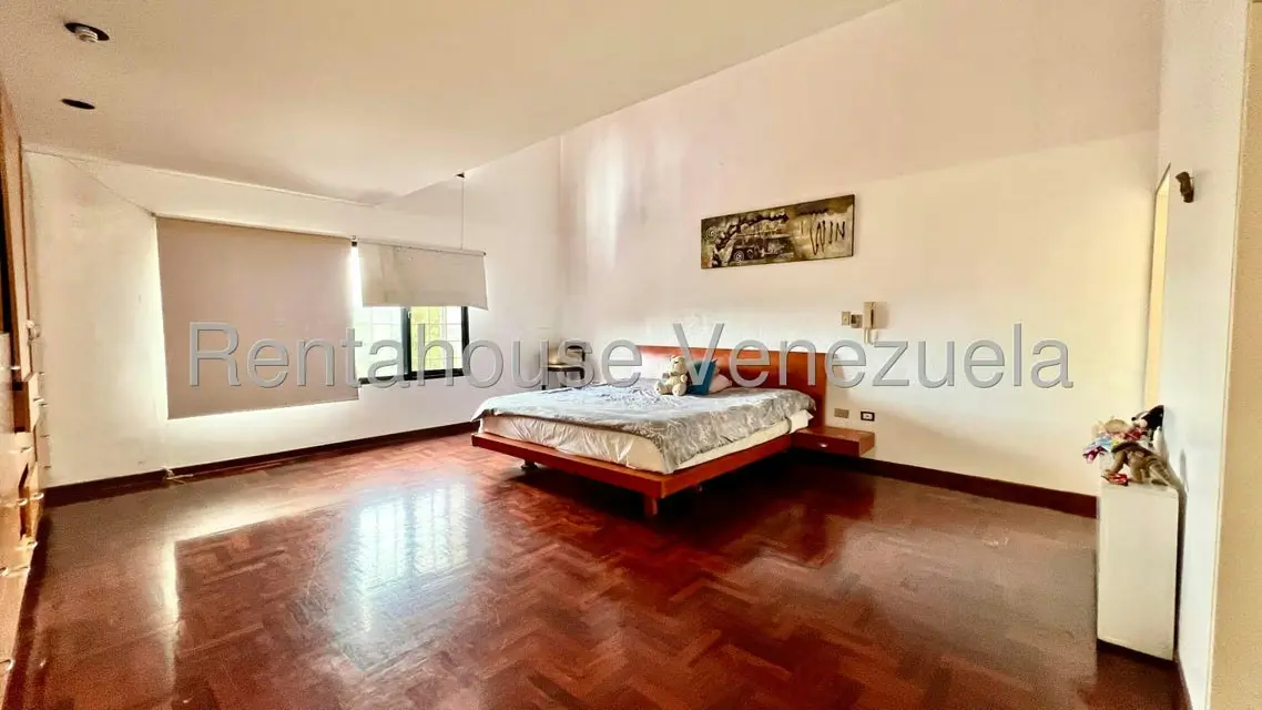 Casa (Multipes Niveles) en Venta en Oripoto, Distrito Metropolitano - 12