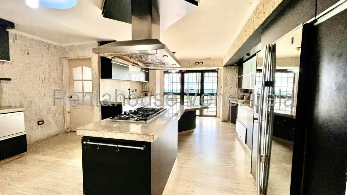 Casa (Multipes Niveles) en Venta en Oripoto, Distrito Metropolitano - 9