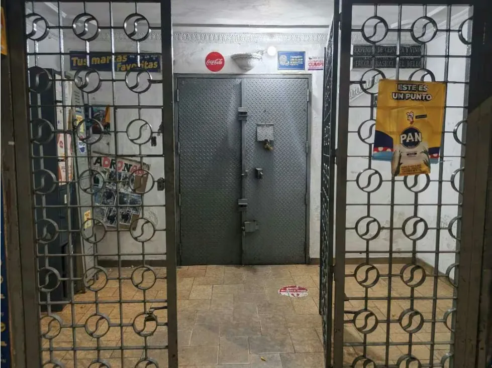 Casa comercial en venta ubicada en el Cementerio - 2