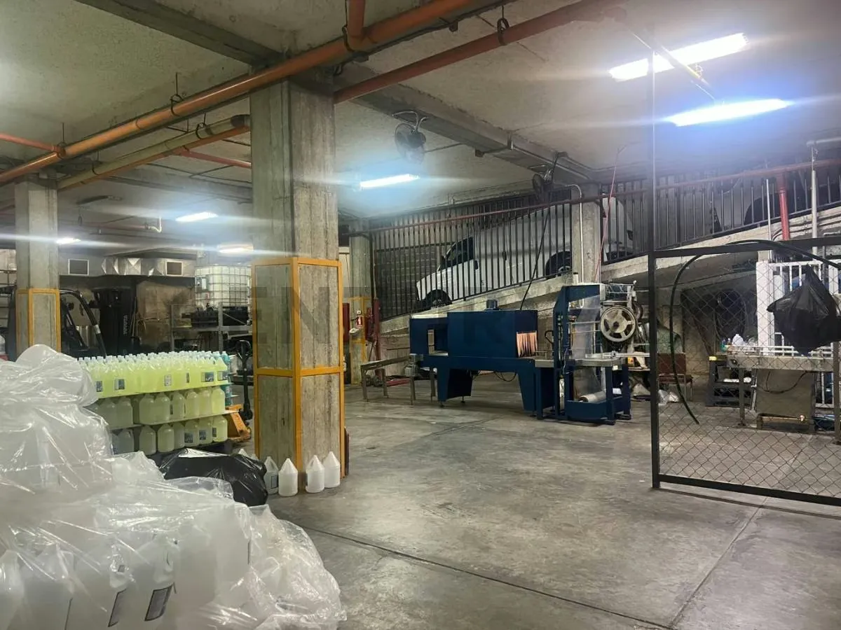 Edificio Comercial 2.928 m² en Venta | Rampa, Montacargas y Trifásica 440V - 11