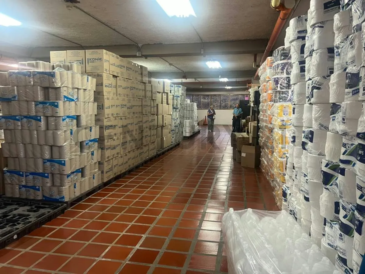Edificio Comercial 2.928 m² en Venta | Rampa, Montacargas y Trifásica 440V - 31