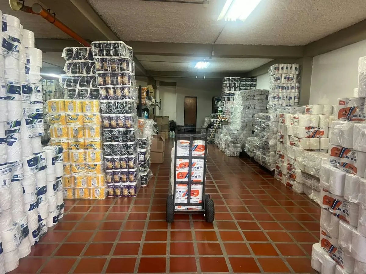 Edificio Comercial 2.928 m² en Venta | Rampa, Montacargas y Trifásica 440V - 32