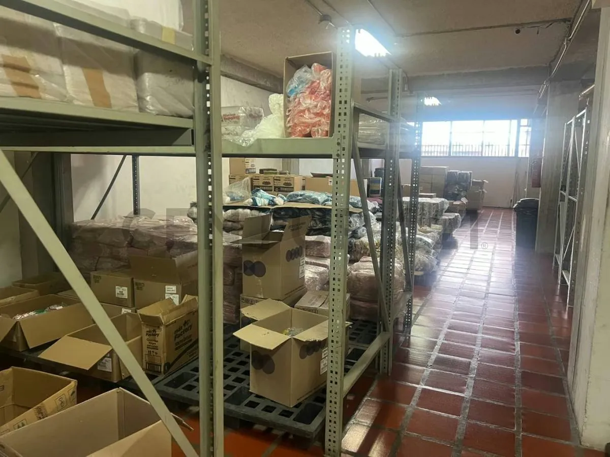 Edificio Comercial 2.928 m² en Venta | Rampa, Montacargas y Trifásica 440V - 33