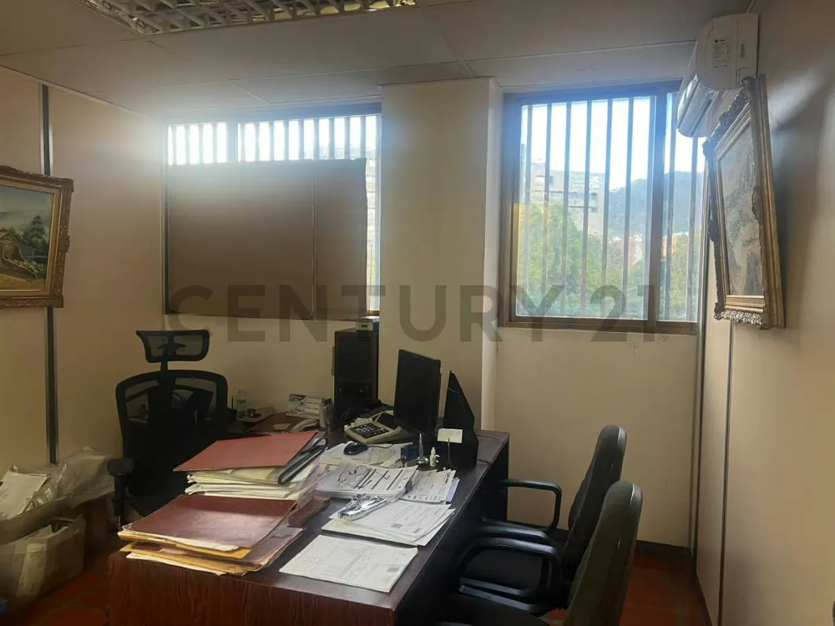 Edificio Comercial 2.928 m² en Venta | Rampa, Montacargas y Trifásica 440V - 40